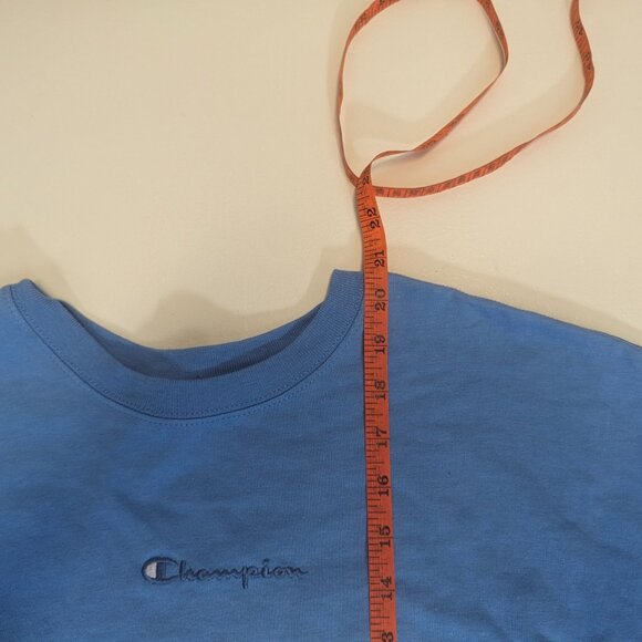 NWT Champion (Oversized) Medium Cropped Blue Sweatshirt (Large, XL) - Picture 10 of 13